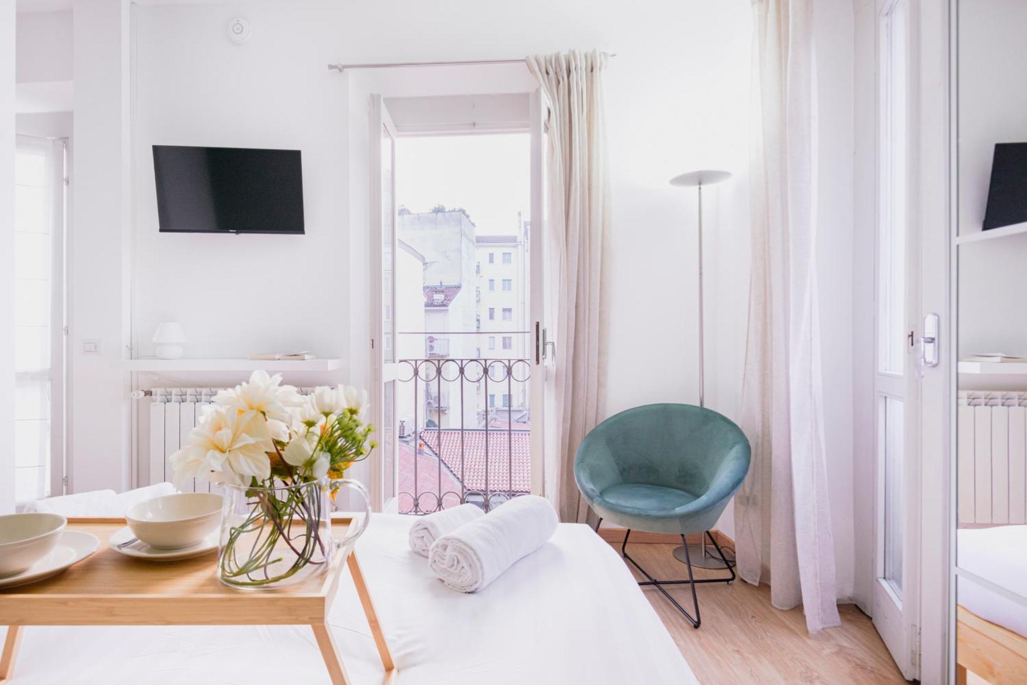 Amazing Flat Near Duomo & Colonne Di San Lorenzo By Easylife 米兰 外观 照片
